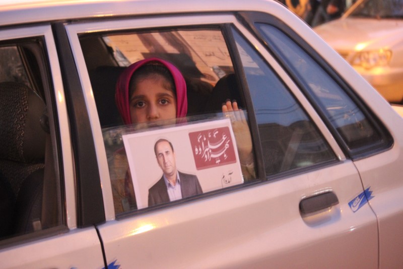 اجتماع باشکوه مردم دهلران در حمایت از بهزاد علیزاده