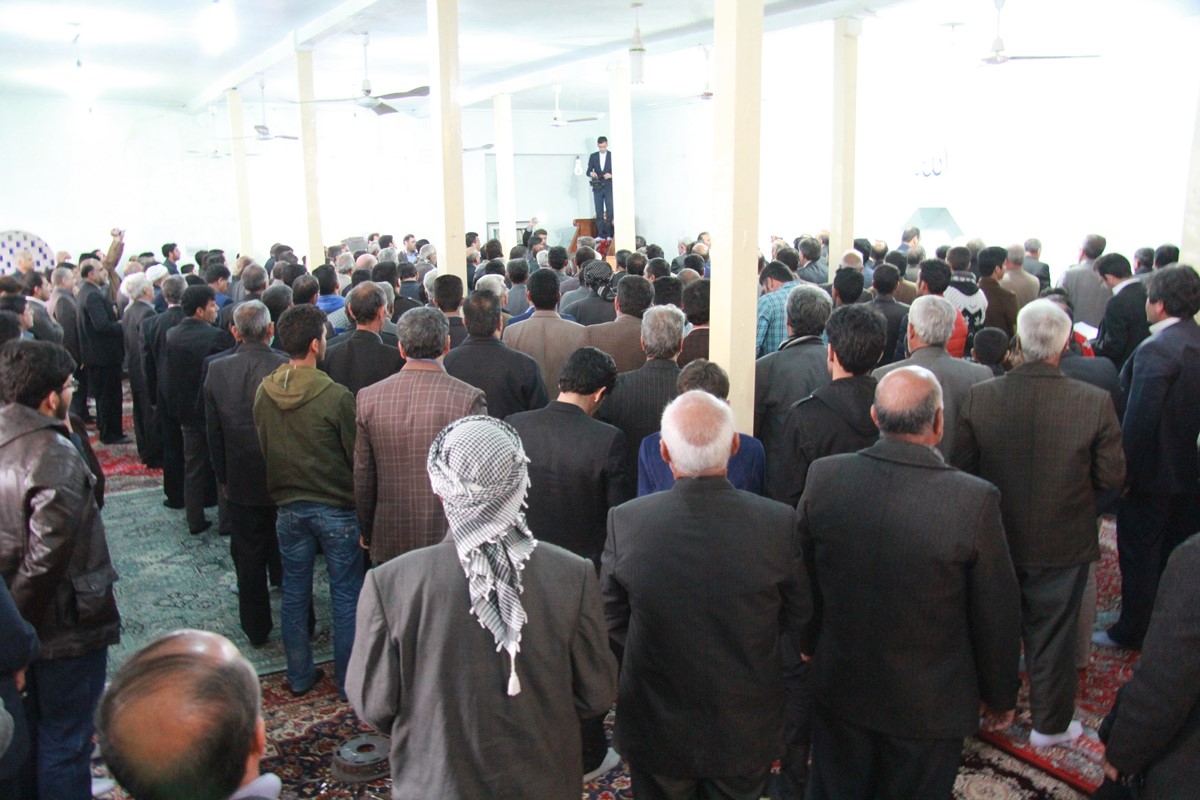 اجتماع باشکوه مردم زرین آباد در حمایت از بهزاد علیزاده
